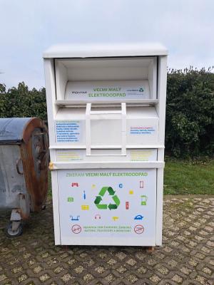 Konténer az elektronikai hulladék gyűjtésére 1